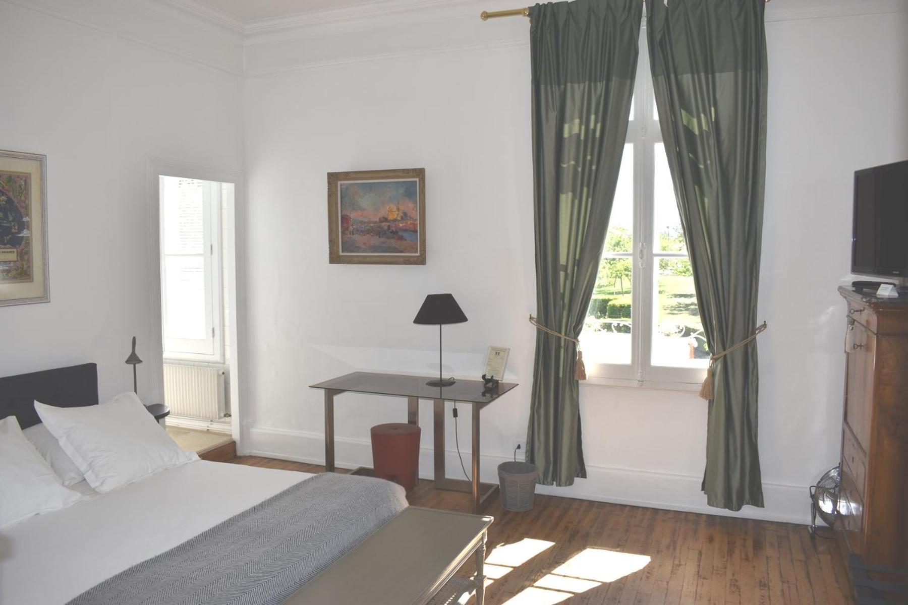 Manoir Des Tuileries Du Buisson Bed & Breakfast Verneuil d'Avre et d'Iton Room photo